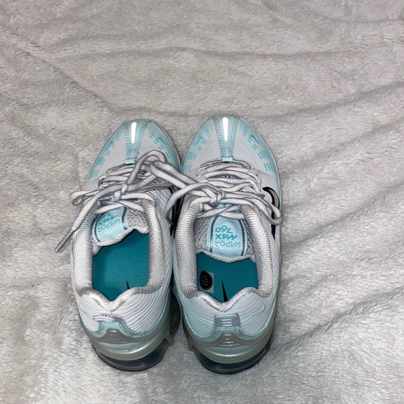 Vapormaxe 360. - Picture 2 of 5